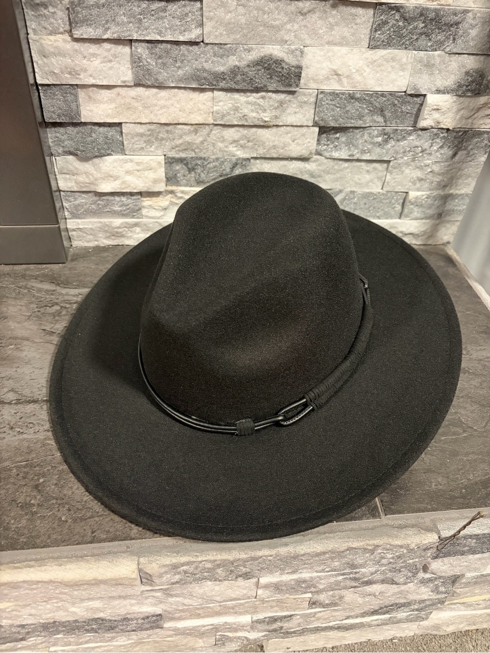 Black Wide-Brim Women's Hat with Band